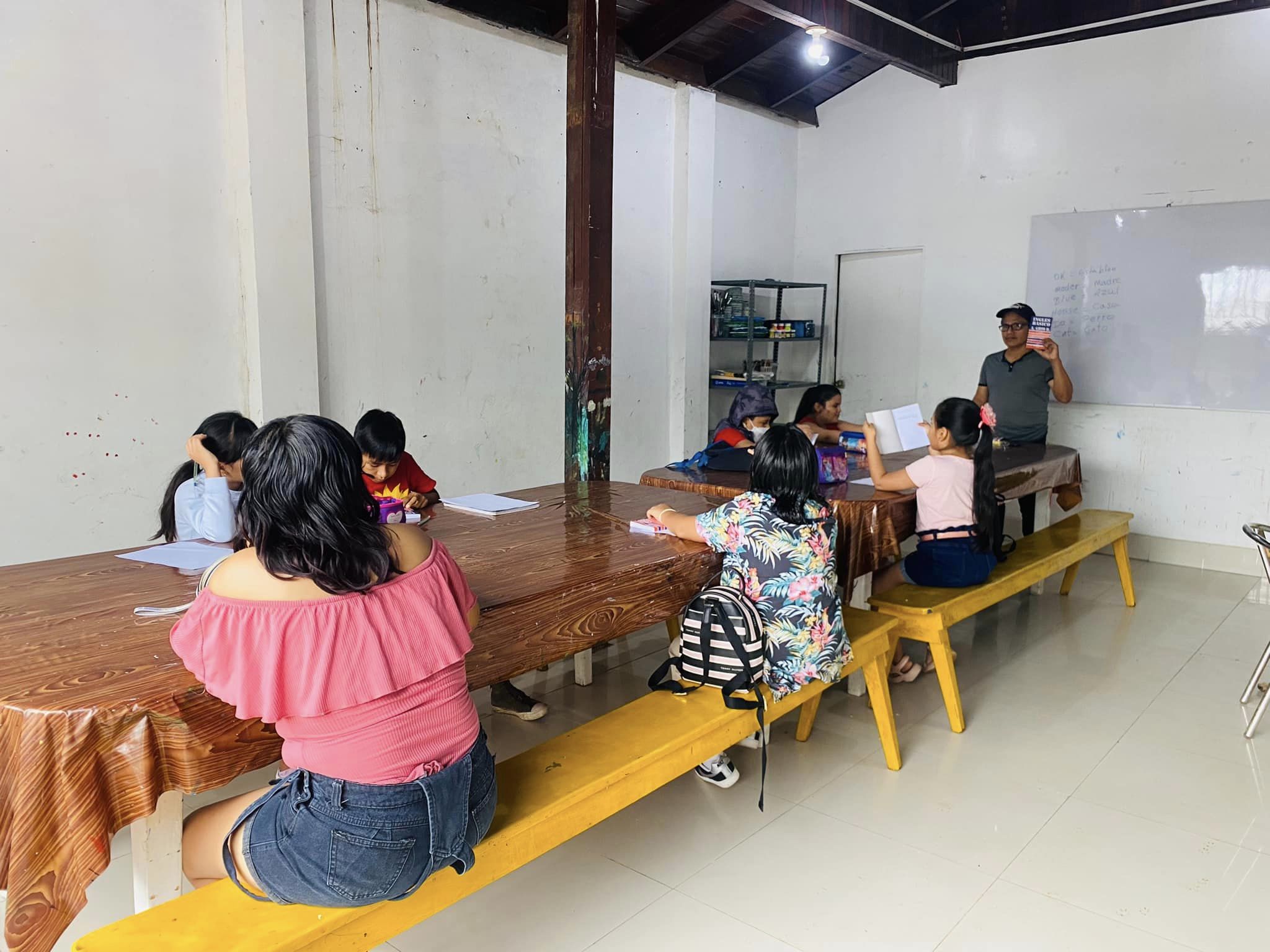 Interior view of the Usko-Ayar Amazonian School of Painting classroom